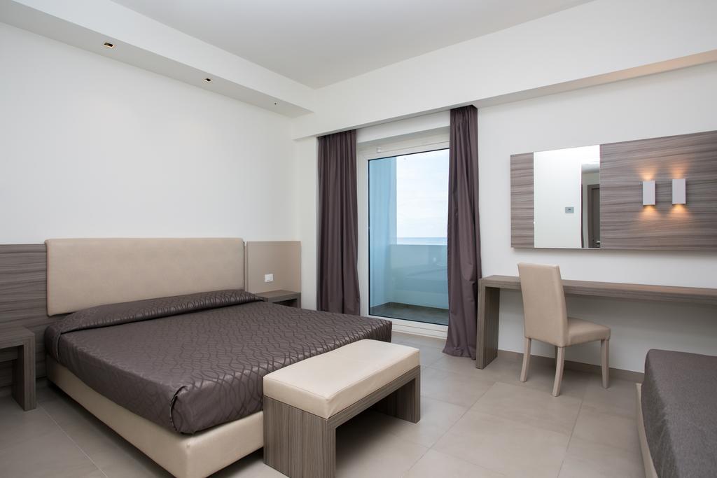 Hotel Santa Caterina Village Club Scalea Exteriér fotografie